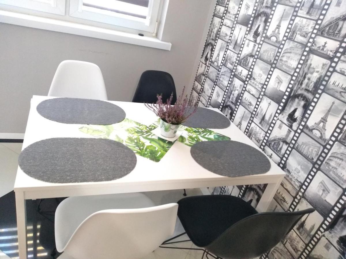 Apartament 25 Płock Exteriör bild